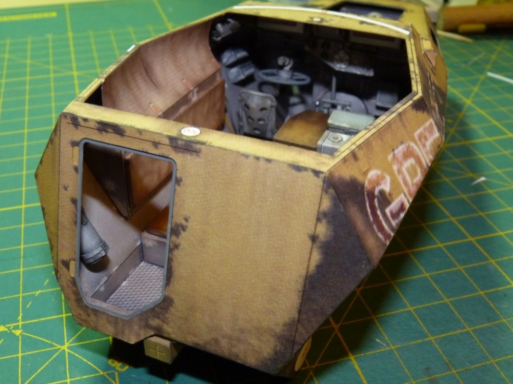 Sd.Kfz. 250-3 GREIF (Plná velikost v novém okně) Sd.Kfz. 250-3 GREIF