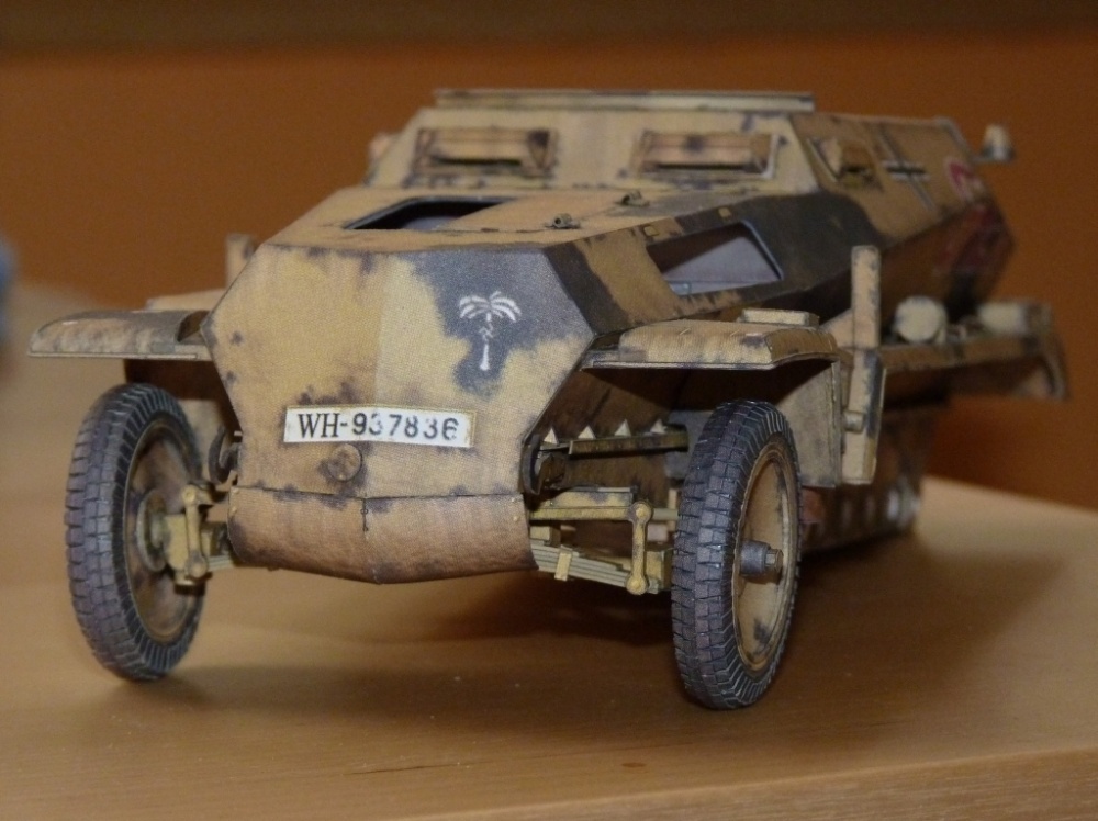 Sd.Kfz. 250-3 GREIF (Plná velikost v novém okně) Sd.Kfz. 250-3 GREIF