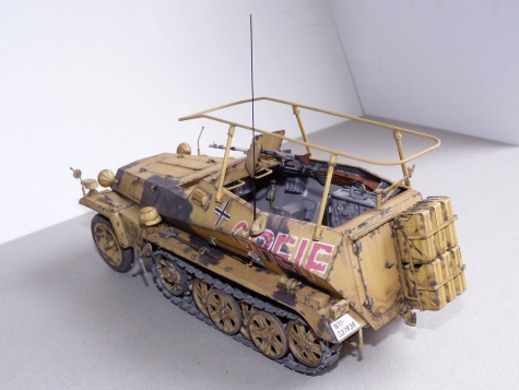Sd.Kfz. 250-3 GREIF Sd.Kfz. 250-3 GREIF