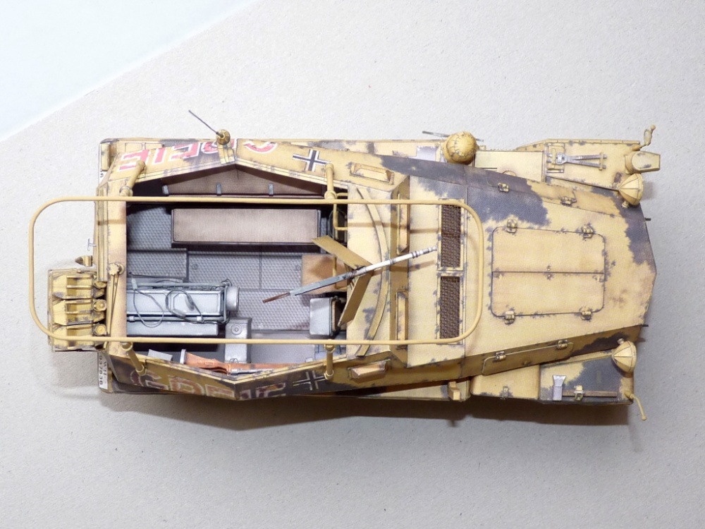 Sd.Kfz. 250-3 GREIF (Plná velikost v novém okně) Sd.Kfz. 250-3 GREIF