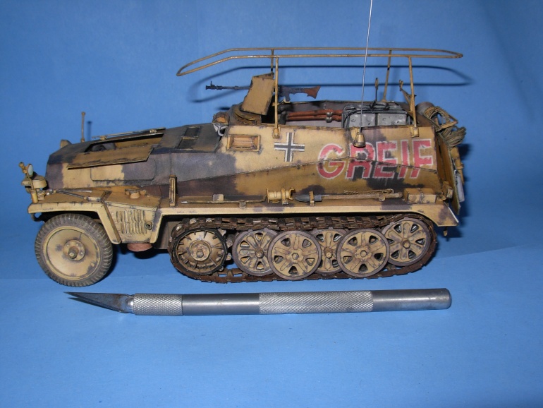 Sd.Kfz. 250-3 GREIF (Plná velikost v novém okně) Sd.Kfz. 250-3 GREIF