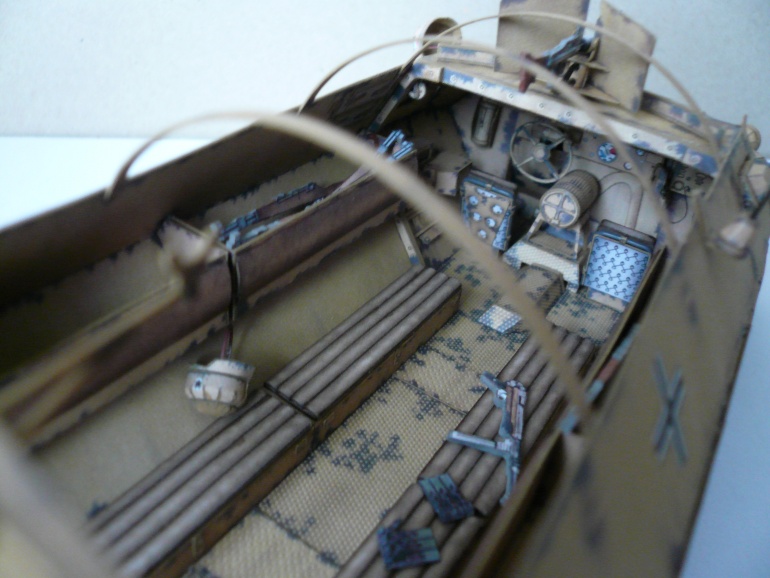 Sd.Kfz. 251/1 Ausf.c (Plná velikost v novém okně) Sd.Kfz. 251/1 Ausf.c