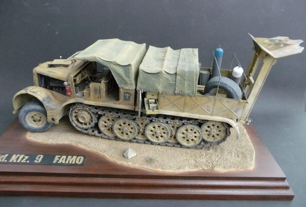 Sd.Kfz. 9 FAMO (Plná velikost v novém okně) Sd.Kfz. 9 FAMO