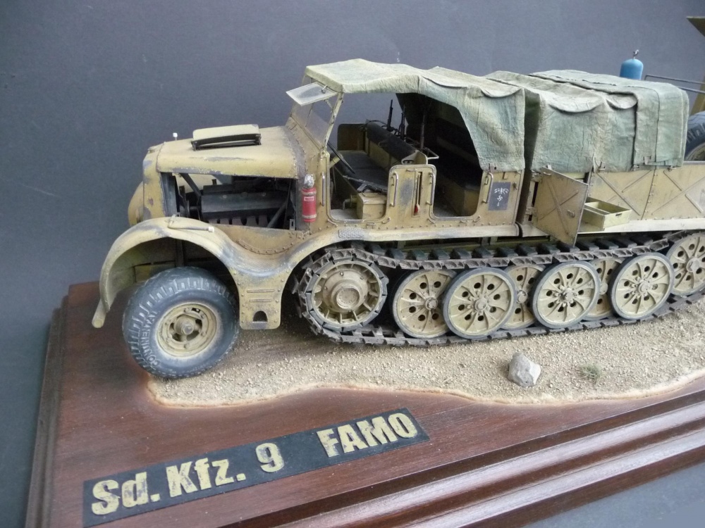 Sd.Kfz. 9 FAMO (Plná velikost v novém okně) Sd.Kfz. 9 FAMO