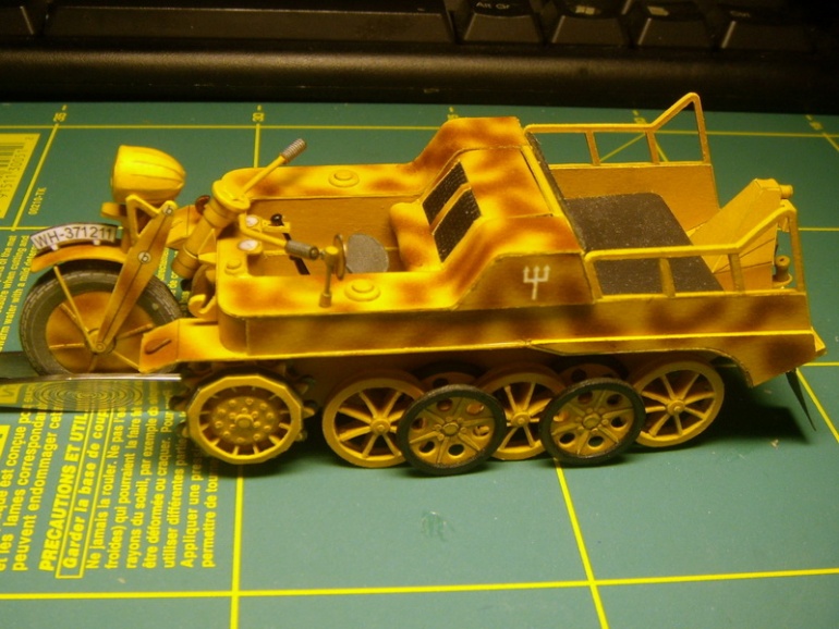 Sd Kfz 2 NSU Kettenkrad (Plná velikost v novém okně) Sd Kfz 2 NSU Kettenkrad