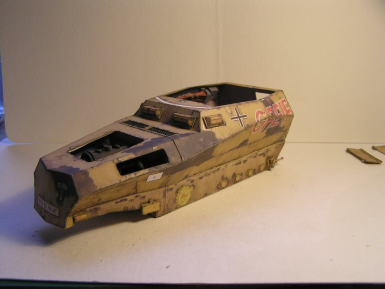 Sd.Kfz.250/3 Greif (Plná velikost v novém okně) Sd.Kfz.250/3 Greif