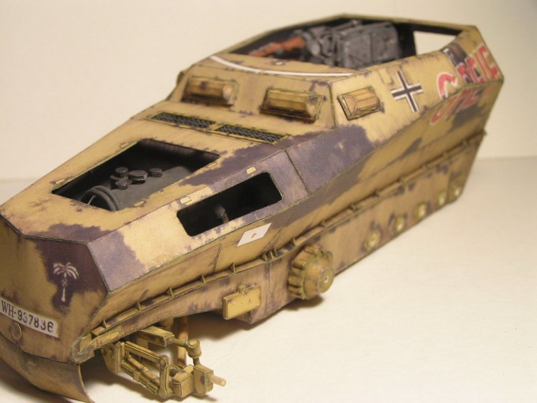 Sd.Kfz.250/3 Greif (Plná velikost v novém okně) Sd.Kfz.250/3 Greif