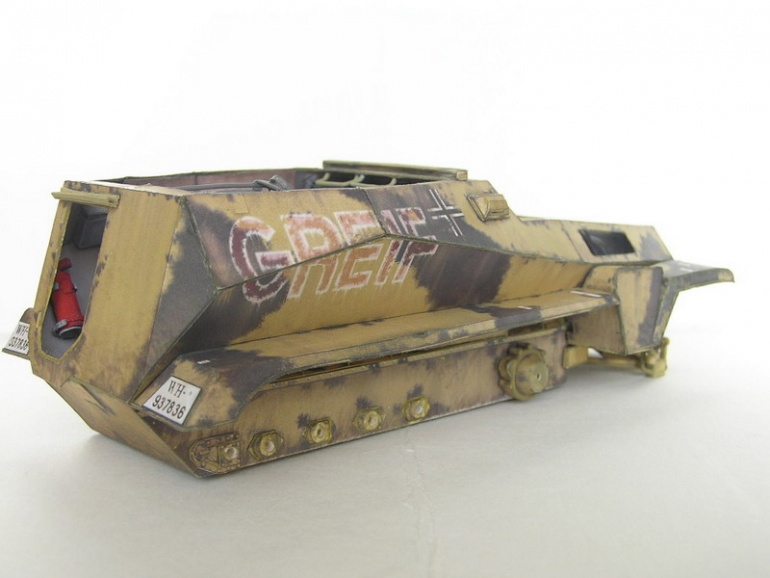 Sd.Kfz.250/3 Greif (Plná velikost v novém okně) Sd.Kfz.250/3 Greif
