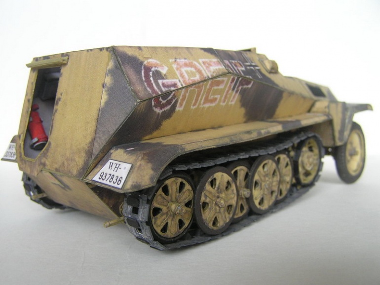 Sd.Kfz.250/3 Greif (Plná velikost v novém okně) Sd.Kfz.250/3 Greif