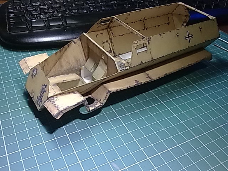 Sd.Kfz.251/1 Aufs.C (Plná velikost v novém okně) Sd.Kfz.251/1 Aufs.C