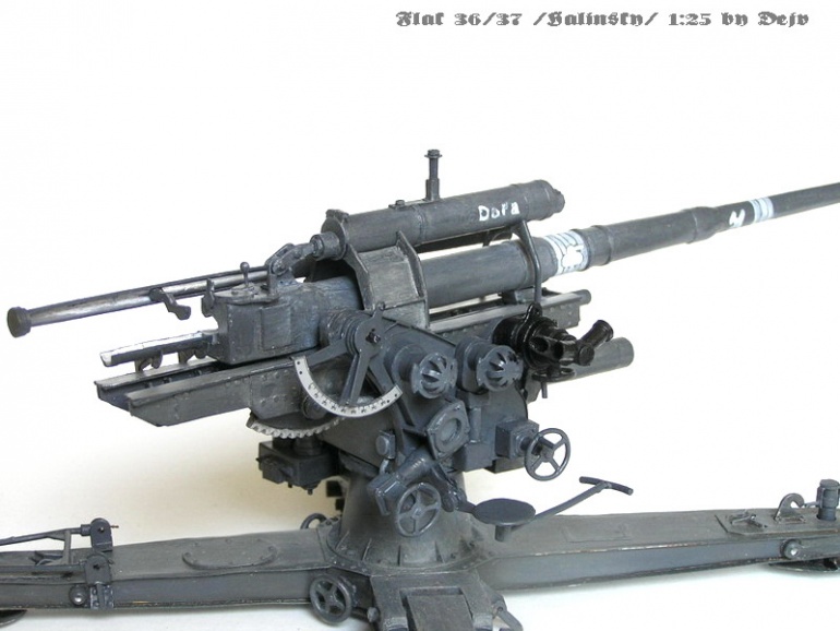 Sd.Kfz.7 + Flak 36/37 (Plná velikost v novém okně) Sd.Kfz.7 + Flak 36/37