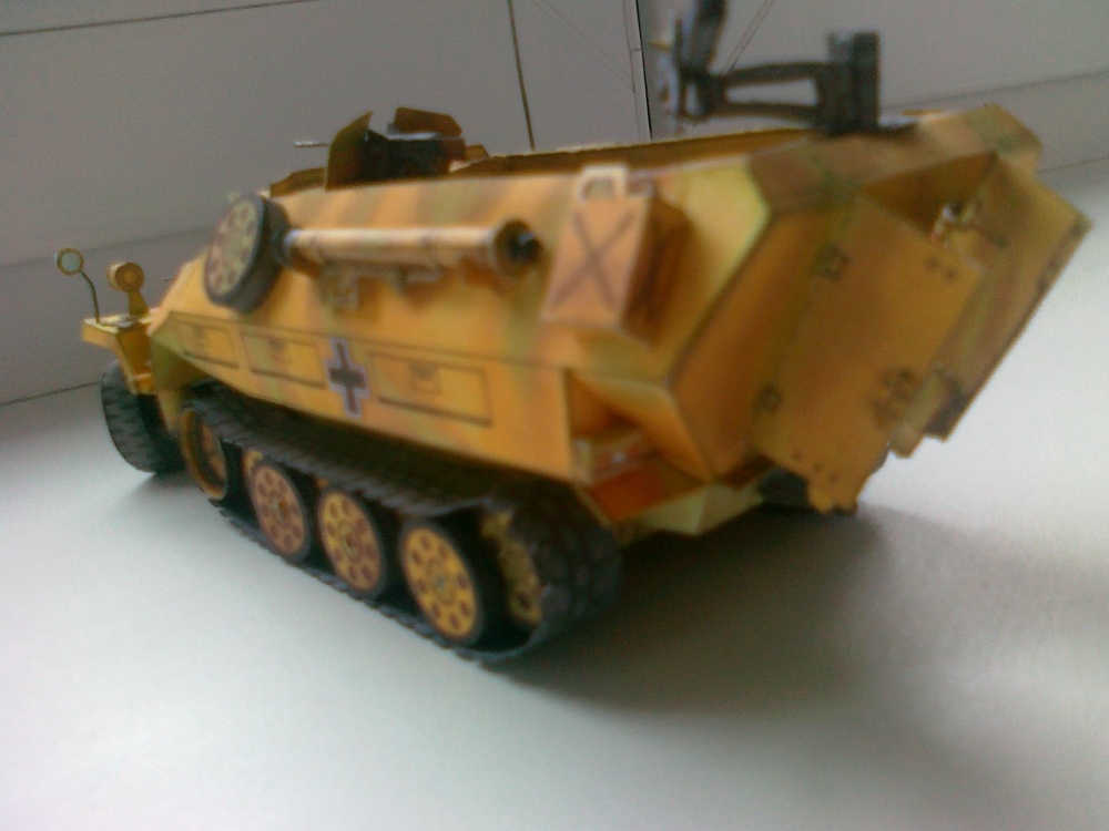 Sdkfz 251.1 provedení D (Plná velikost v novém okně) Sdkfz 251.1 provedení D