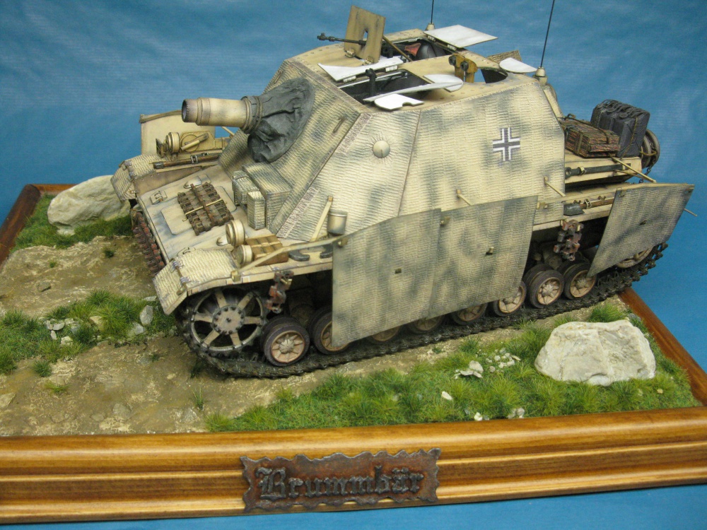 Sd.Kfz.166 BRUMMBAR / GPM / 1:25 Kovář (Plná velikost v novém okně) Sd.Kfz.166 BRUMMBAR / GPM / 1:25 Kovář