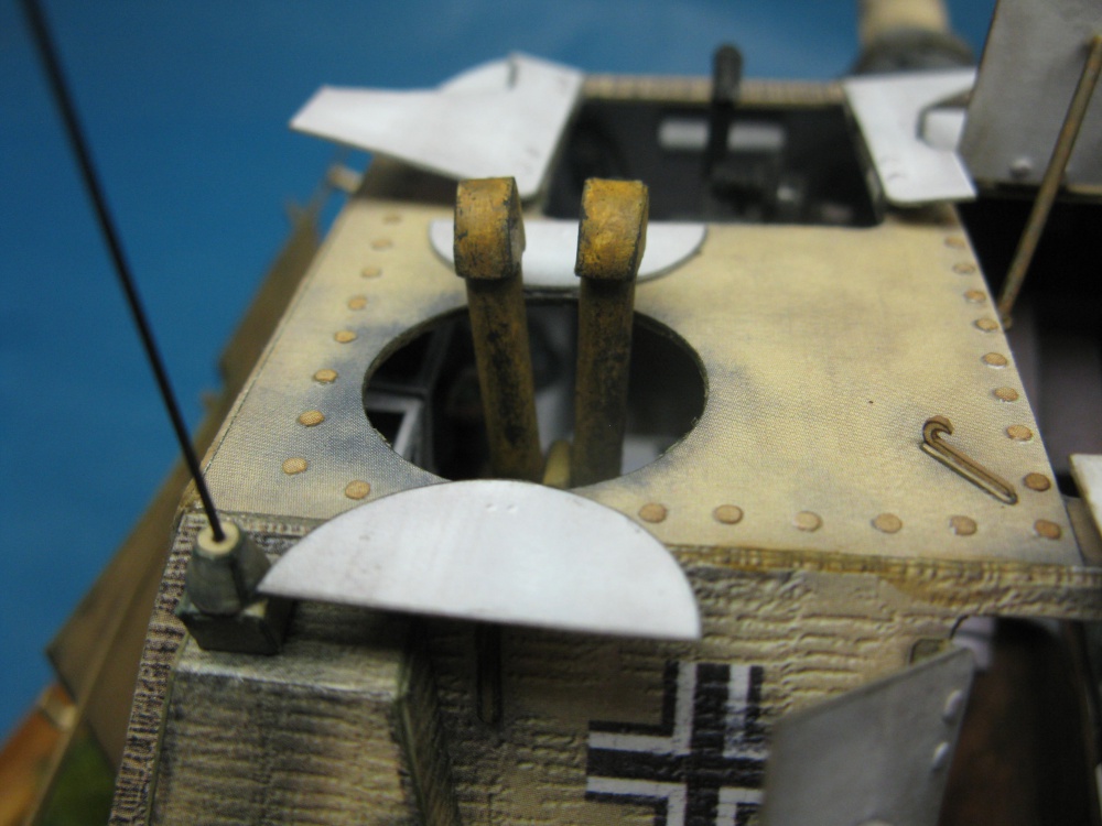 Sd.Kfz.166 BRUMMBAR / GPM / 1:25 Kovář (Plná velikost v novém okně) Sd.Kfz.166 BRUMMBAR / GPM / 1:25 Kovář