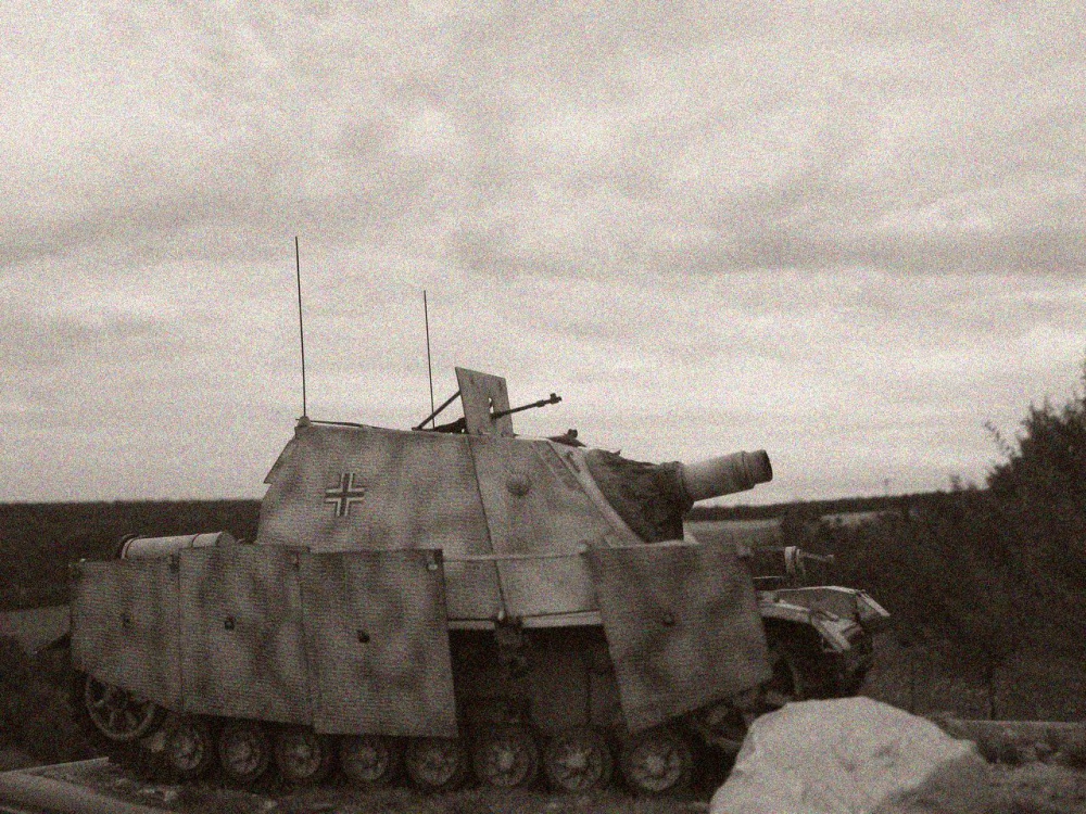 Sd.Kfz.166 BRUMMBAR / GPM / 1:25 Kovář (Plná velikost v novém okně) Sd.Kfz.166 BRUMMBAR / GPM / 1:25 Kovář