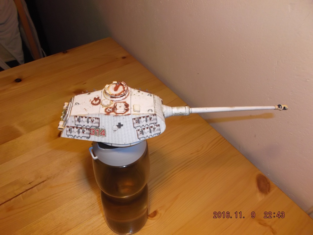 SdKfz 182 Tiger II (Plná velikost v novém okně) SdKfz 182 Tiger II