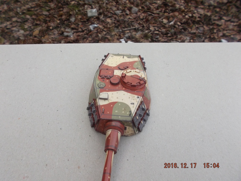 SdKfz 182 Tiger II (Plná velikost v novém okně) SdKfz 182 Tiger II