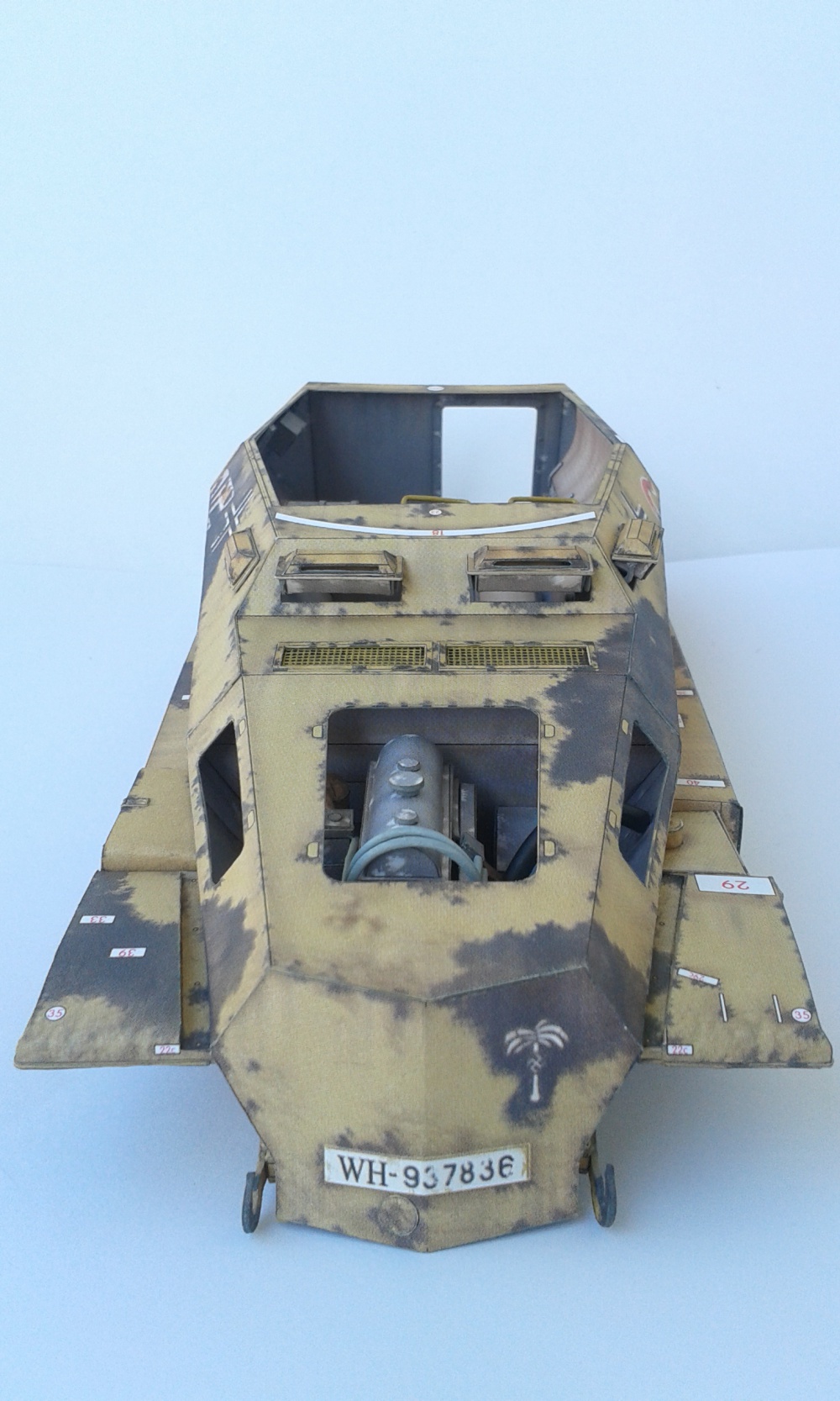 Sd. Kfz. 250/3 (Plná velikost v novém okně) Sd. Kfz. 250/3