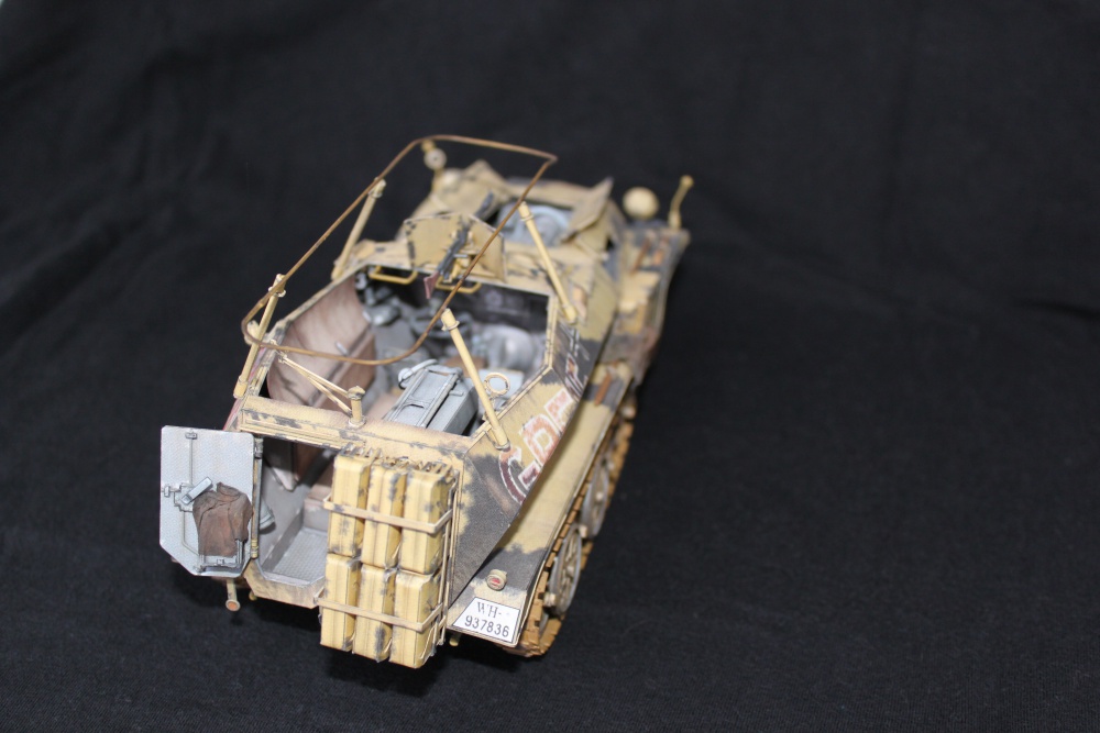 Sd. Kfz. 250/3 (Plná velikost v novém okně) Sd. Kfz. 250/3