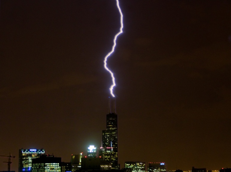 Sears Tower (Plná velikost v novém okně) Sears Tower