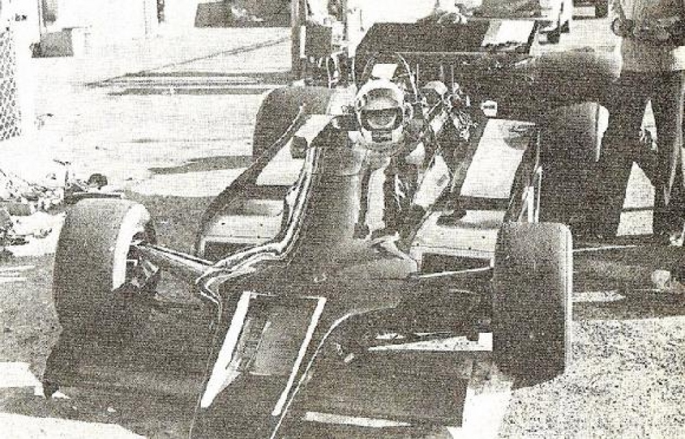 Shadow DN9B - Danny Ongais - test Paul Ricard 78 (Plná velikost v novém okně) Shadow DN9B - Danny Ongais - test Paul Ricard 78