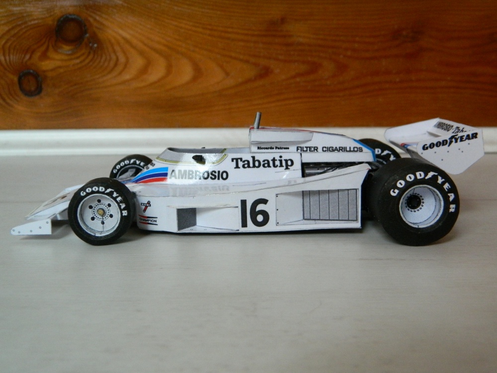 SHADOW DN8 R.Patrese 1977 (Plná velikost v novém okně) SHADOW DN8 R.Patrese 1977