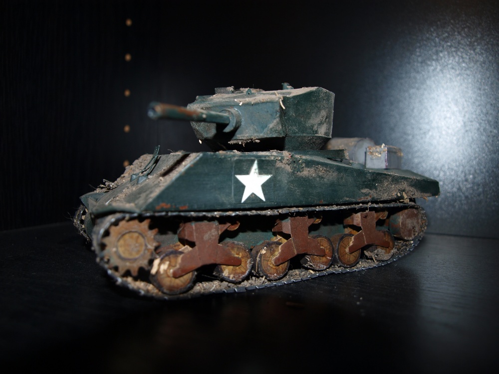 Sherman M4A3E2 Jumbo (Plná velikost v novém okně) Sherman M4A3E2 Jumbo
