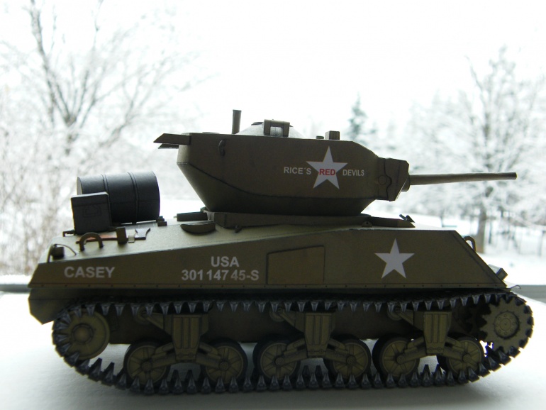 Sherman M4A3E2 Jumbo (Plná velikost v novém okně) Sherman M4A3E2 Jumbo