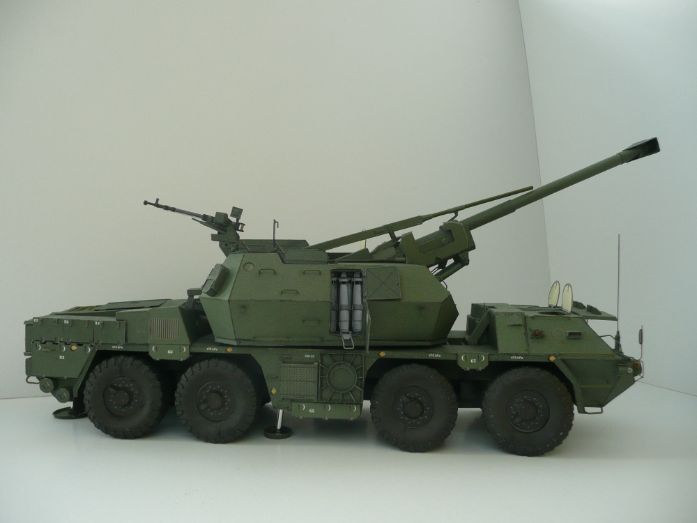 ShKH vz.77 DANA (Plná velikost v novém okně) ShKH vz.77 DANA