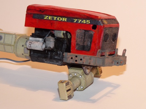Sil�n� j�ma a vyb�ra� st�belnat�ch hmot a Zetor 7745