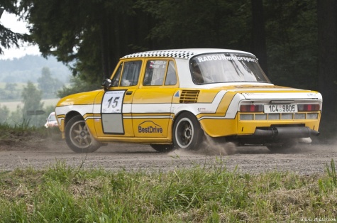 �koda 100 typ 722 - Kar�sek, Hrub�