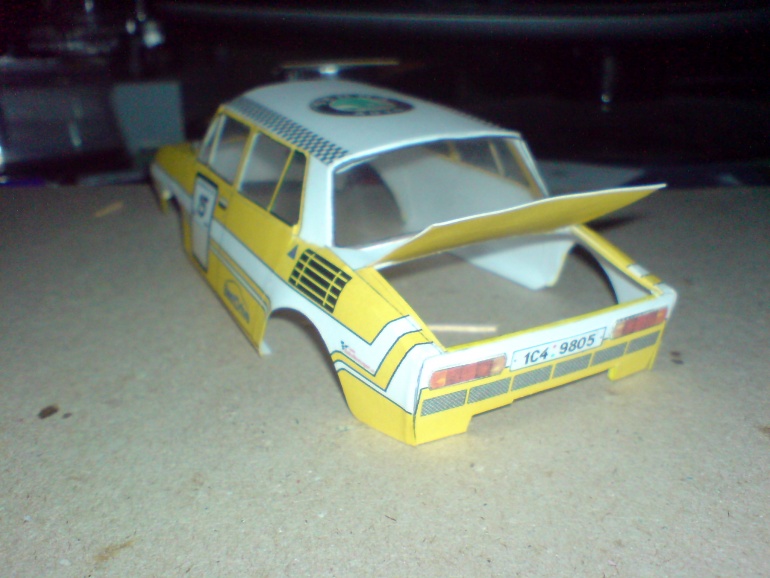 �koda 100 typ 722 - Kar�sek, Hrub�