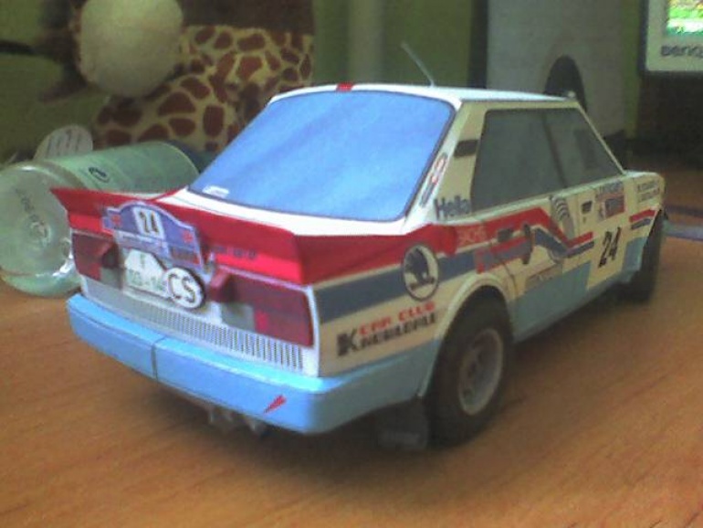 Škoda 130 LR (Plnďż˝ velikost v novďż˝m oknďż˝) Škoda 130 LR