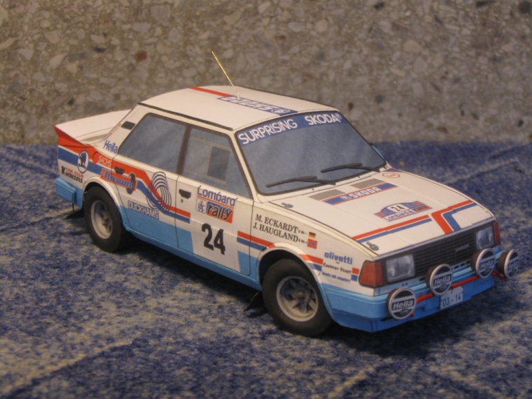 Škoda 130 LR (Plná velikost v novém okně) Škoda 130 LR