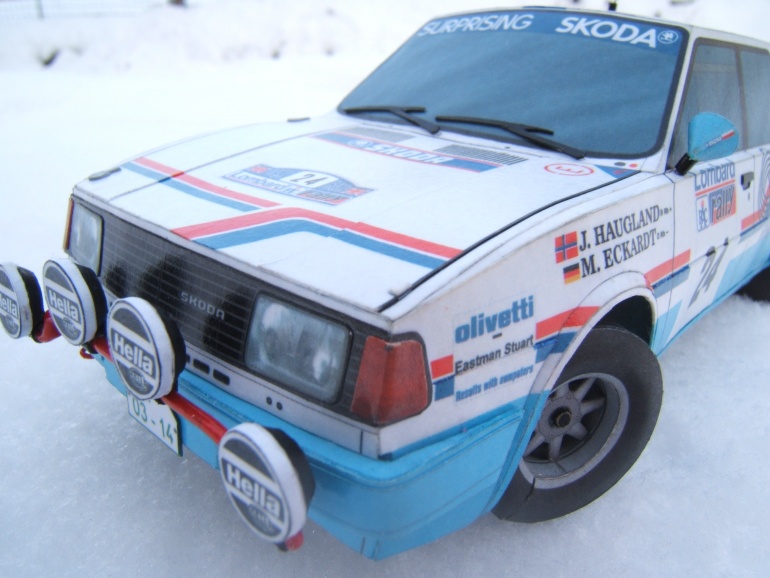 Škoda 130 LR (Plná velikost v novém okně) Škoda 130 LR