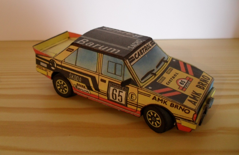 Škoda 130 LR (Plnďż˝ velikost v novďż˝m oknďż˝) Škoda 130 LR