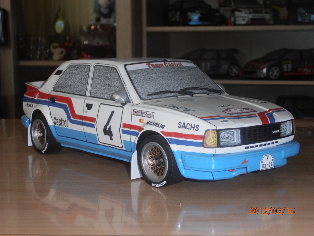 Škoda 130 LR (Plná velikost v novém okně) Škoda 130 LR