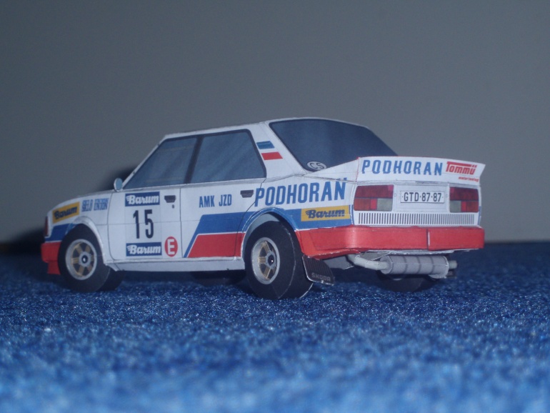 Škoda 130 LR J.Sedlář (Plná velikost v novém okně) Škoda 130 LR J.Sedlář