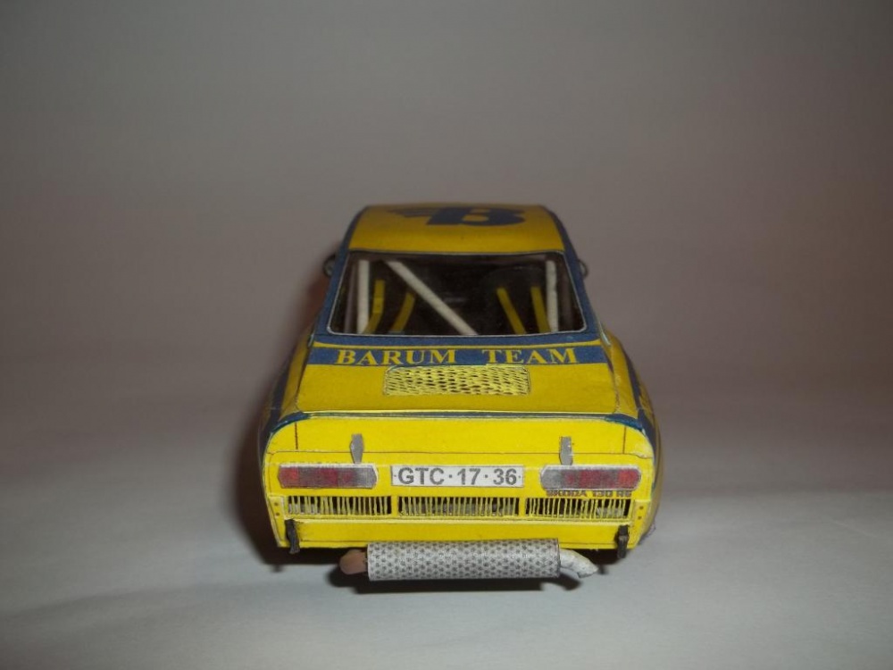 Skoda 130 RS Barum Team - doplnky Viky (Plná velikost v novém okně) Skoda 130 RS Barum Team - doplnky Viky