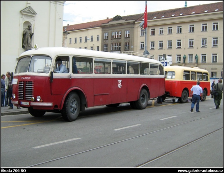 �koda 706 RO a p��v�s B 40