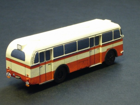 �koda 706 RO m�stsk� verze (1953) + diorama