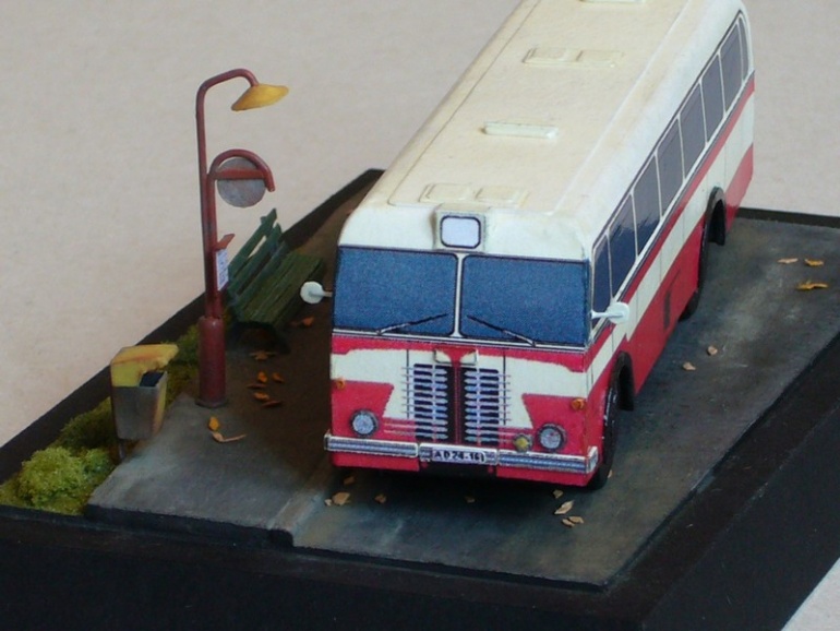 �koda 706 RO m�stsk� verze (1953) + diorama