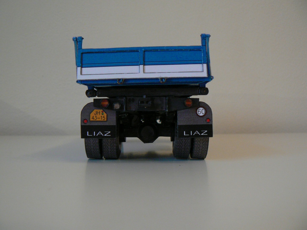 235440