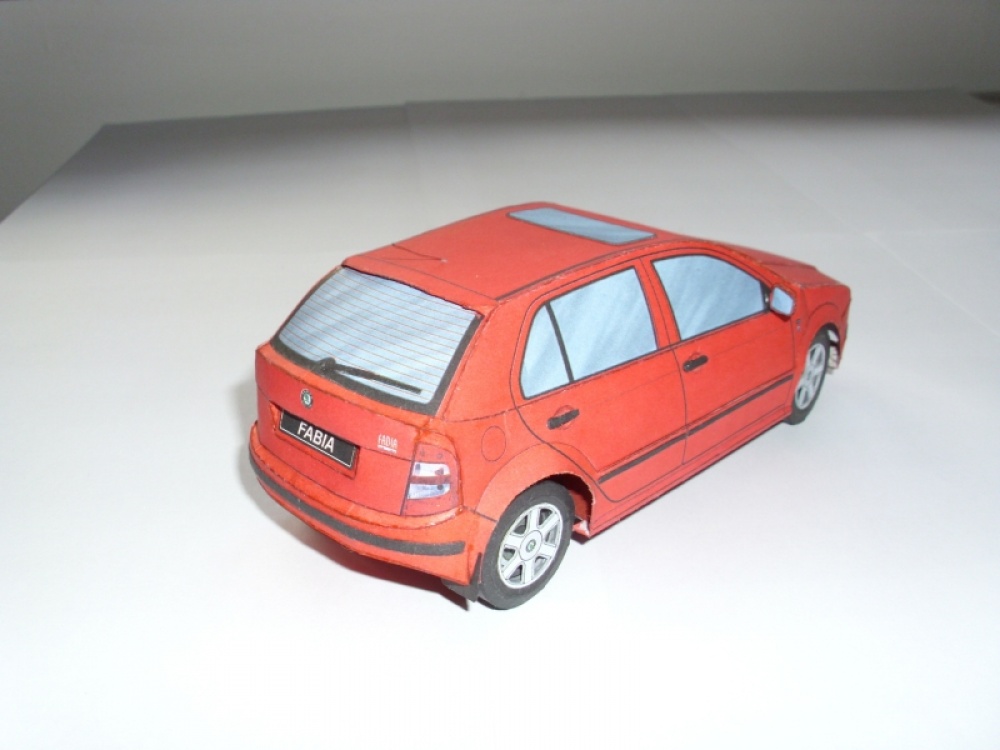 Škoda Fabia (Plná velikost v novém okně) Škoda Fabia