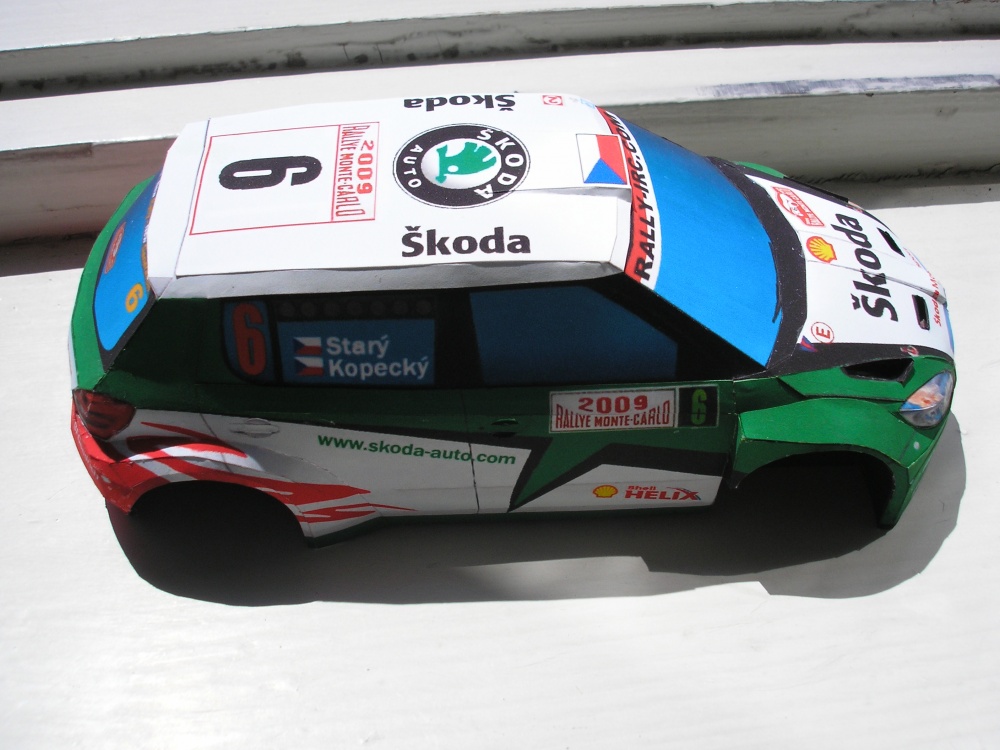 Škoda Fabia S2000 (Plná velikost v novém okně) Škoda Fabia S2000