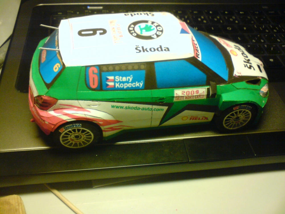 Škoda Fabia S2000 (Plná velikost v novém okně) Škoda Fabia S2000
