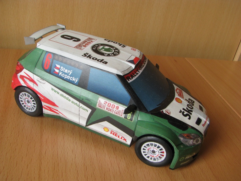Škoda Fabia S2000 (Plnďż˝ velikost v novďż˝m oknďż˝) Škoda Fabia S2000