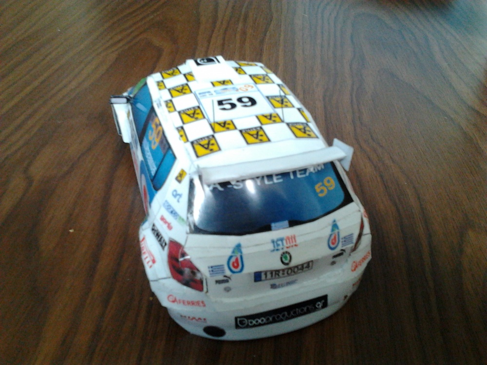 ŠKODA FABIA S2000 (Plná velikost v novém okně) ŠKODA FABIA S2000