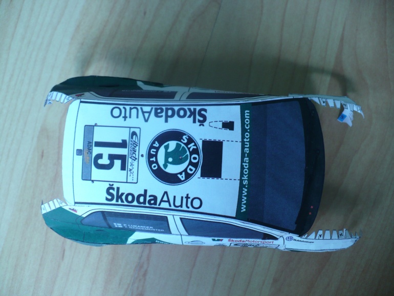 Škoda Fabia WRC (Plná velikost v novém okně) Škoda Fabia WRC