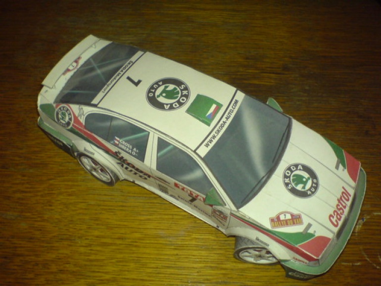 ŠKODA OCTAVIA KIT CAR (Plnďż˝ velikost v novďż˝m oknďż˝) ŠKODA OCTAVIA KIT CAR